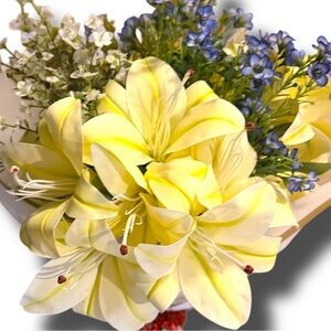 Real Touch Lily & Blue Blossom Faux Floral Bouquet Home Décor NWT